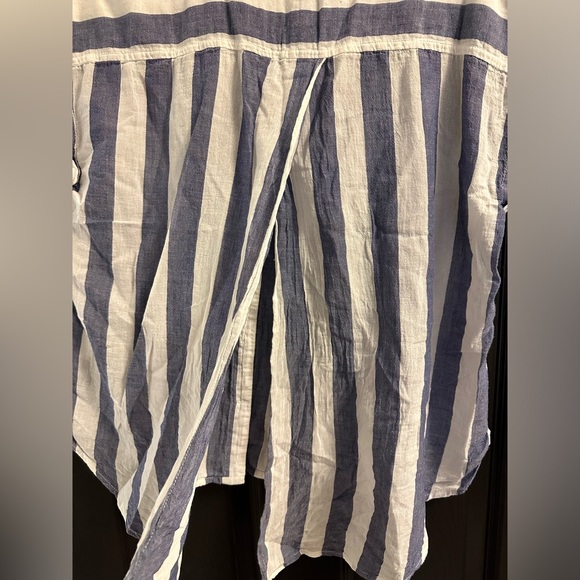 Lucky Brand Medium Button Down Shirt - Picture 2 of 5